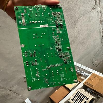 [德峰]汇川变频器MD880风扇板4R4F09244 包好