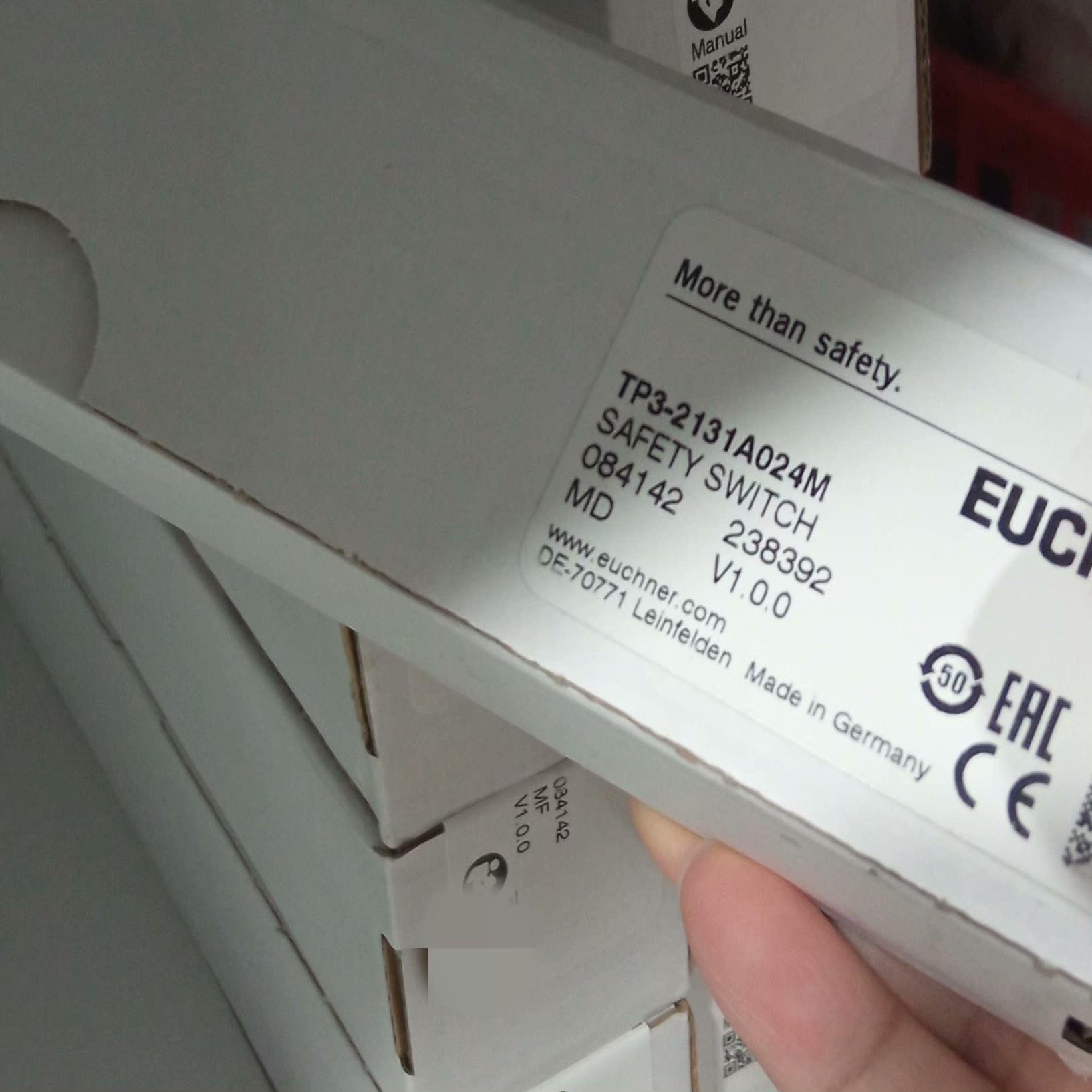 084142 TP3-2131A024M传感器全新原装正品德