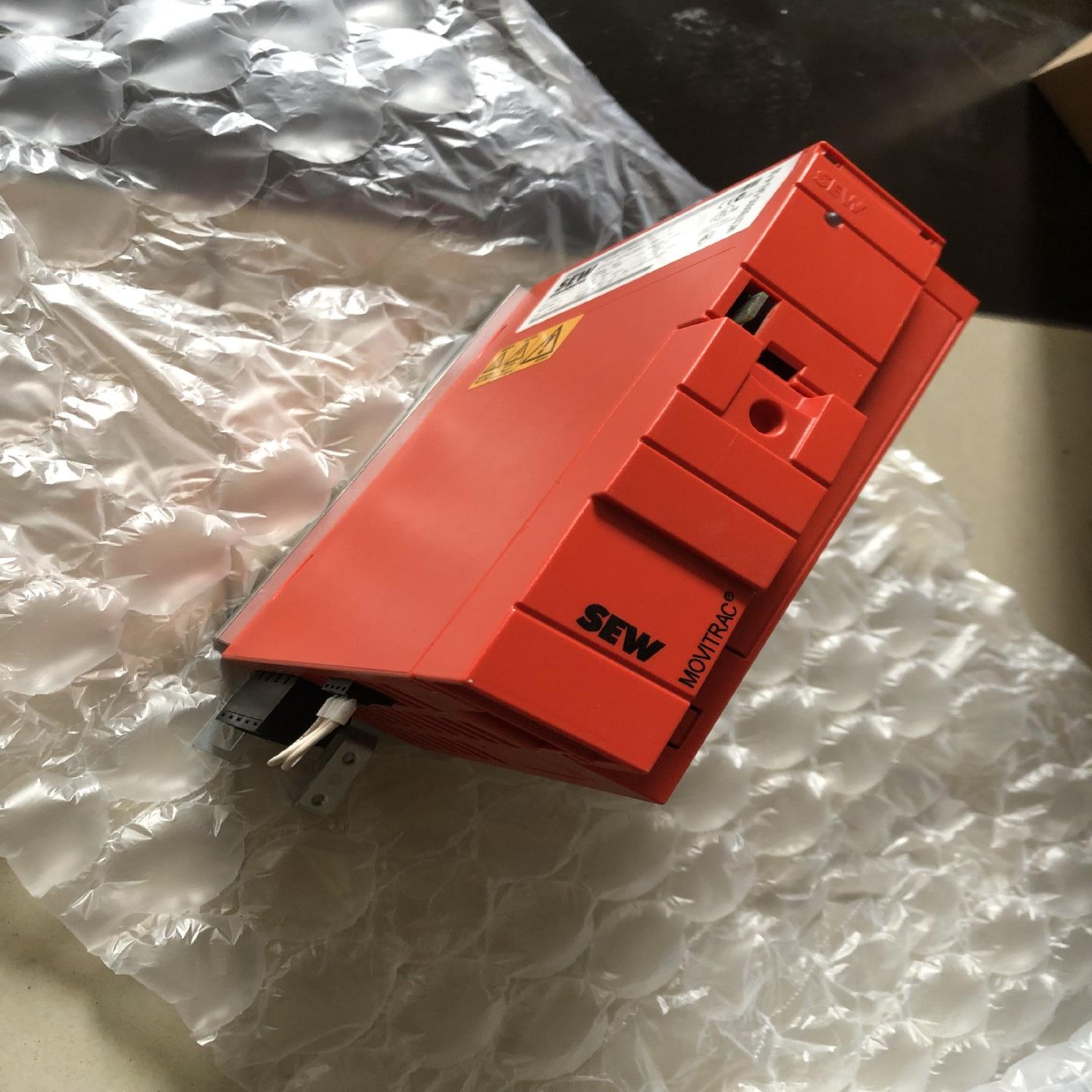 sew变频器MC07B0040-5A3-4-S0纯欢迎咨