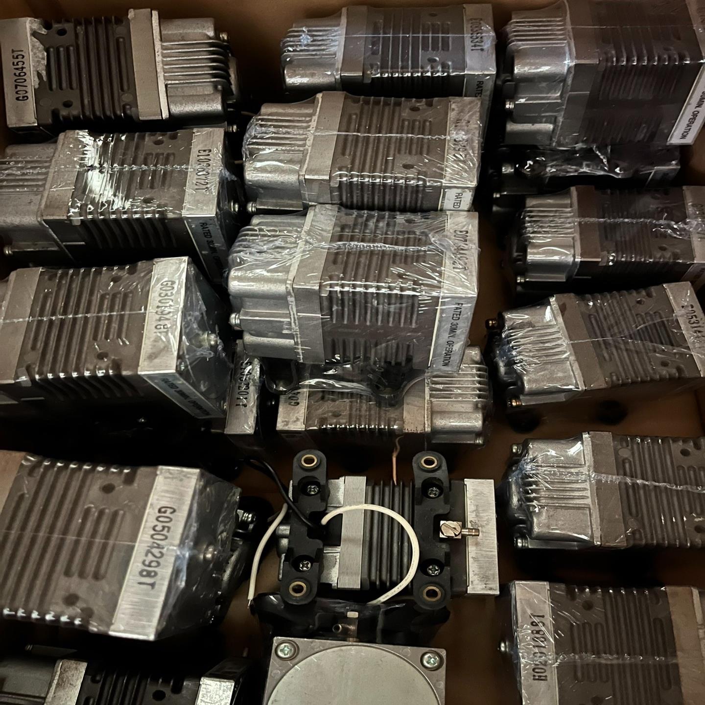 清仓处理！！115V 交流气泵   MEDO  AC