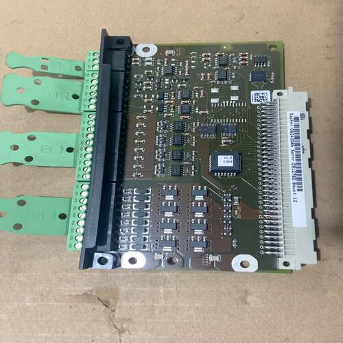 全新Sew变频器选件卡，型号DIO11B，全新带装，需要私