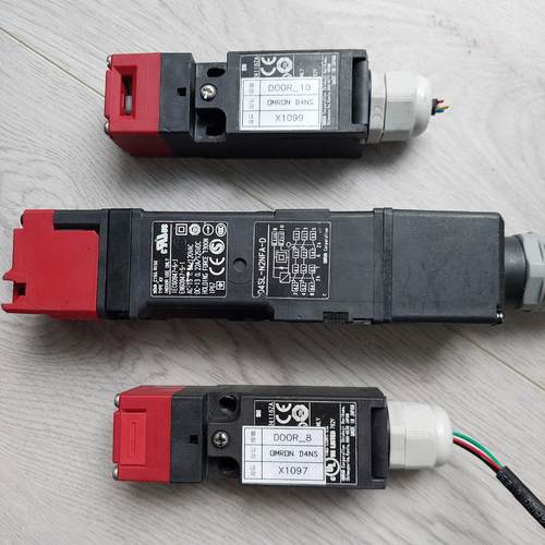 全新欧姆龙原装安全门电磁锁开关D4NS-1CF=2个，D4S