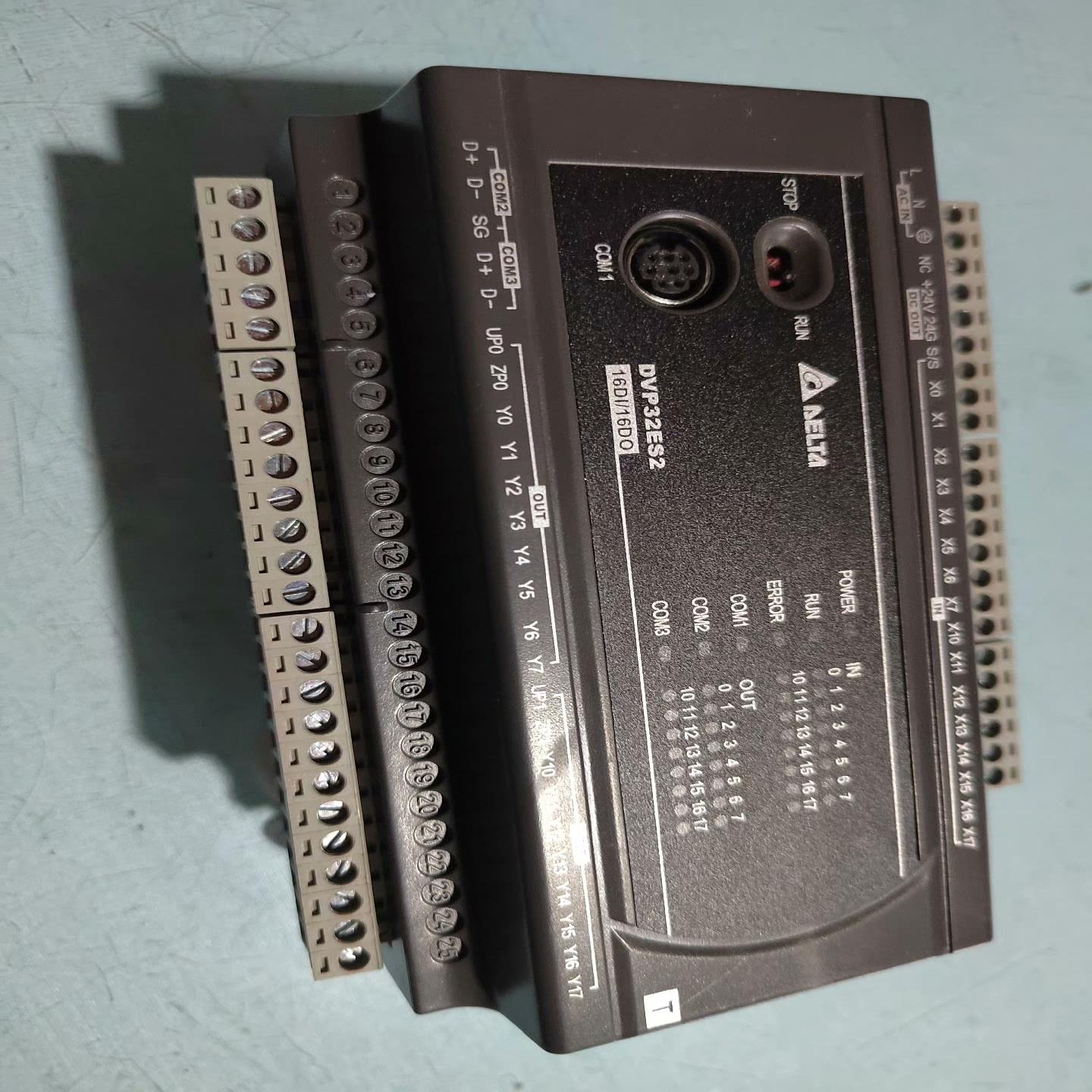 台达DVP32ES200T  实图拍摄