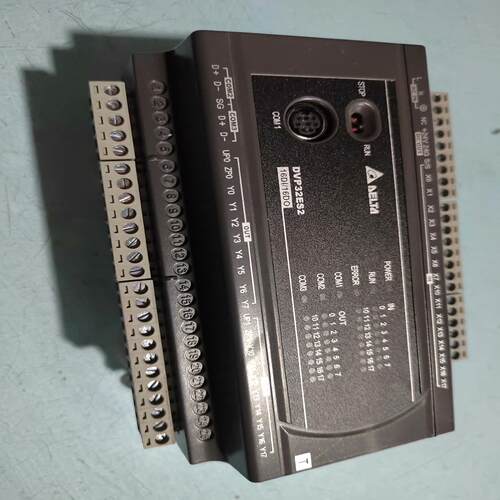 台达DVP32ES200T  实图拍摄