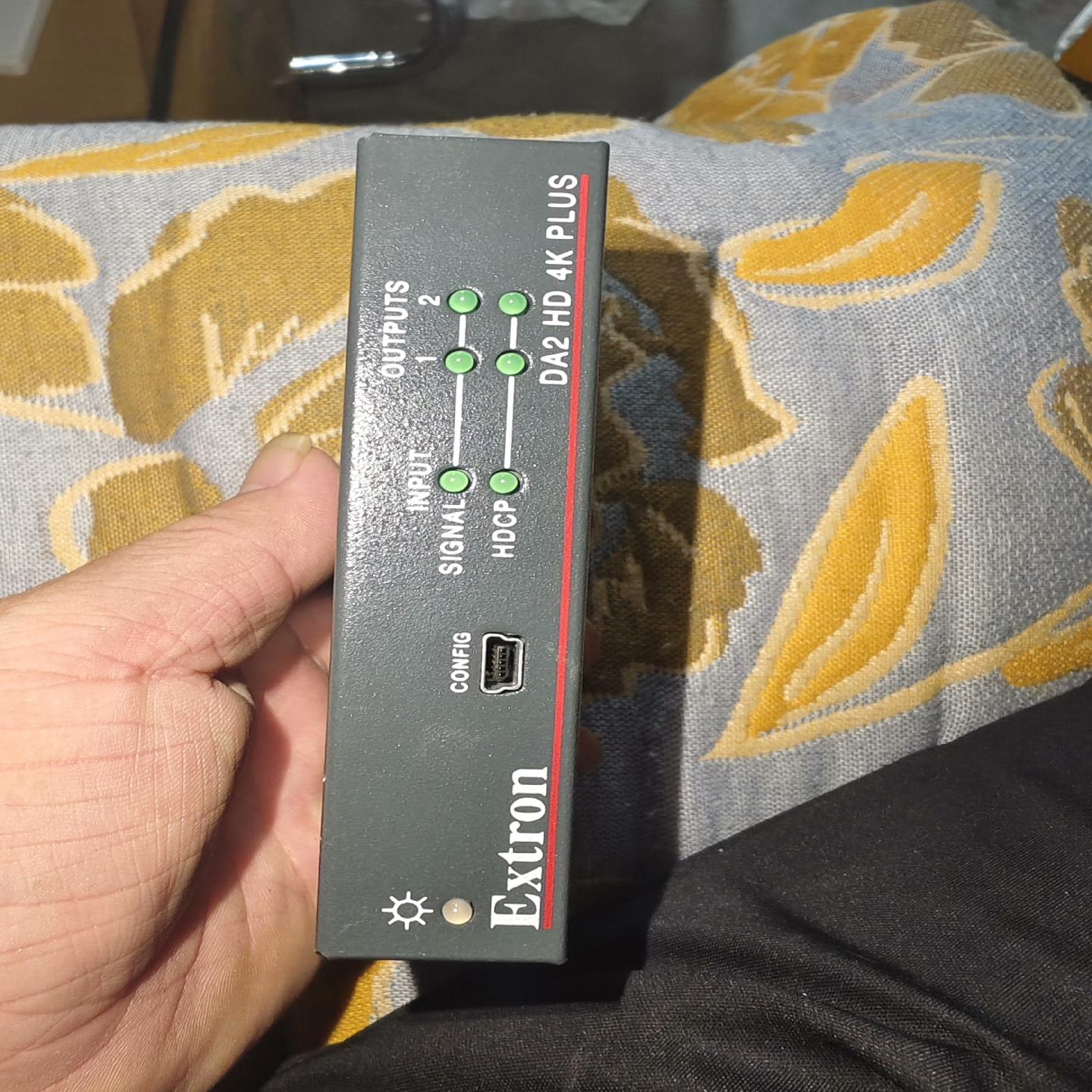 [德峰]爱思创Extron sw2 HD 4K PLUS切换器 实物