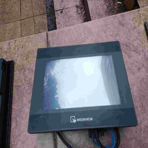 威纶通触摸屏MT6070iH5wv，，9成新带线实物(崽崽配件）