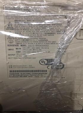 SGD7S-R90A00A002安川七代原装100w驱动器。