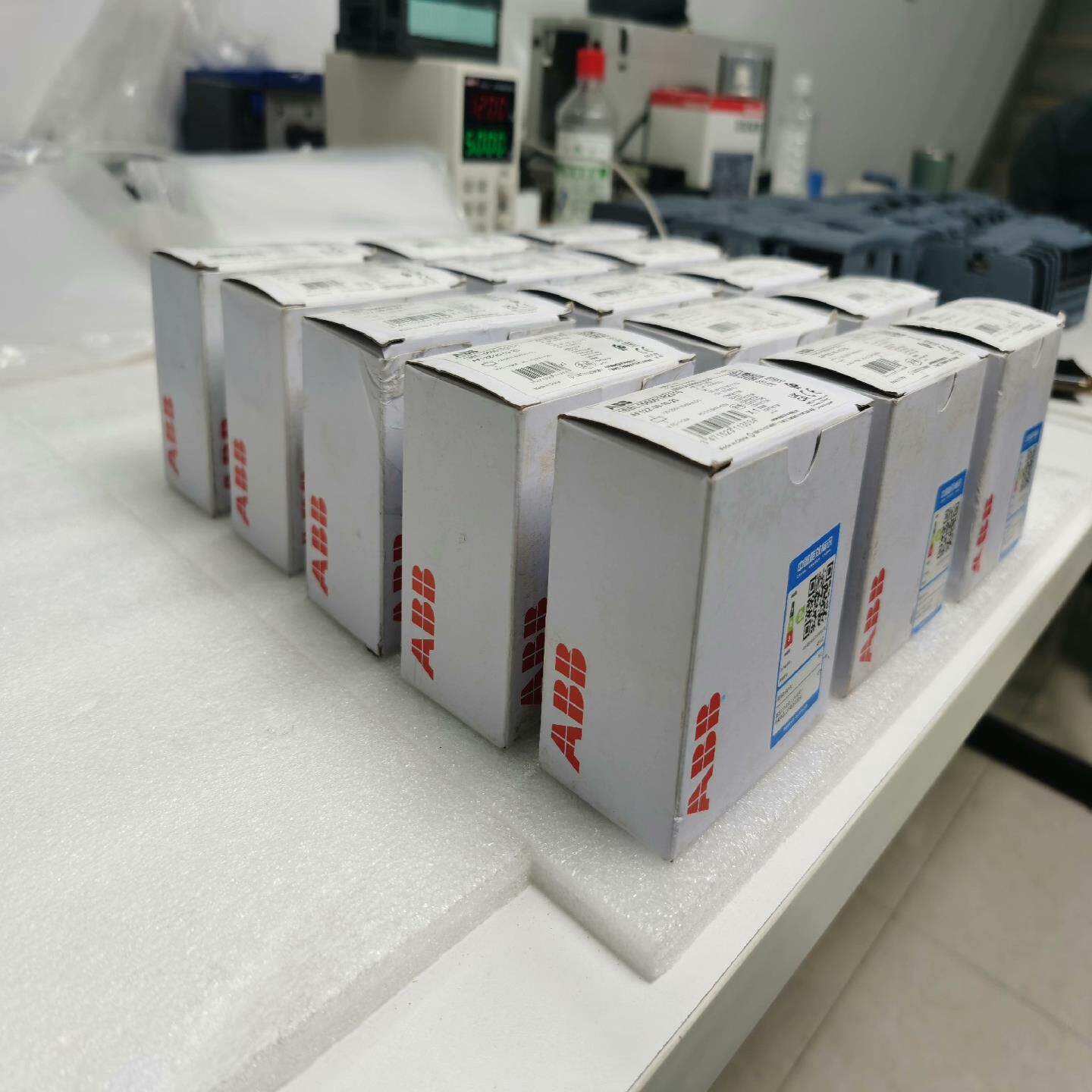 接触器 AF12Z  AF-12Z