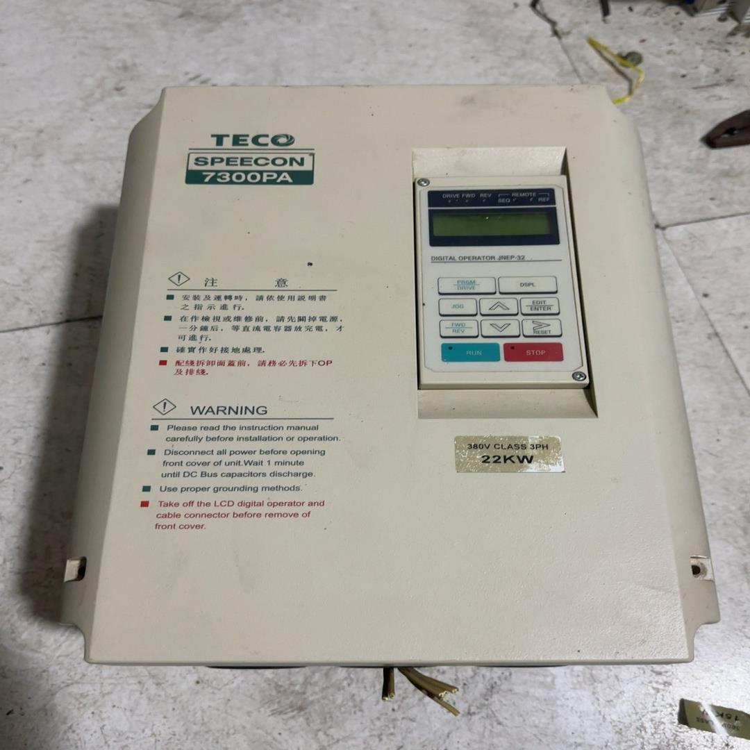 7300PA东变频器JNTFBGBB0030AZ-U-22