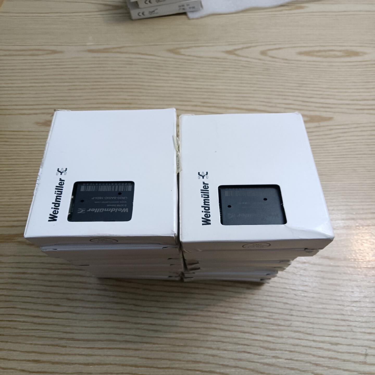 UR20-BASIC-16DI-P魏德米勒PLC扩展模块全新