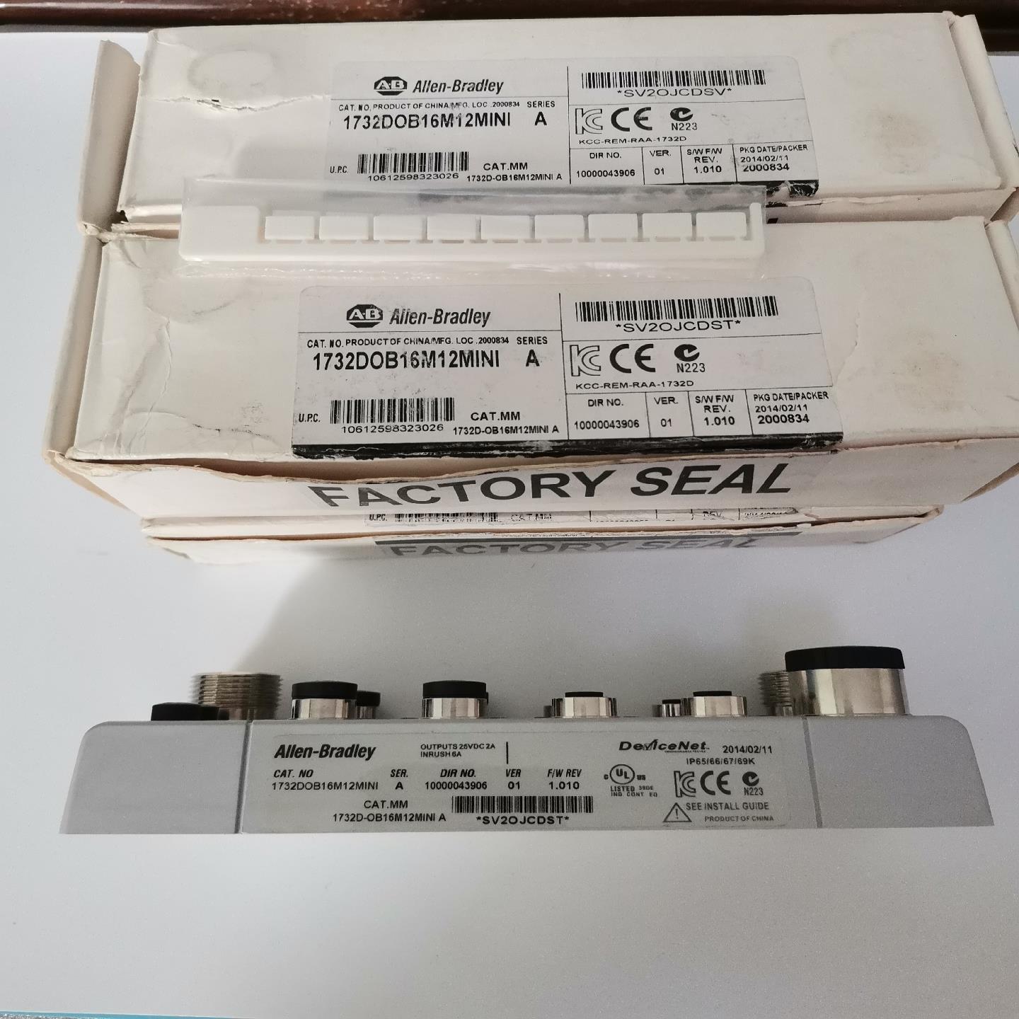 AB模块1732D-OB16M12MINI    4个