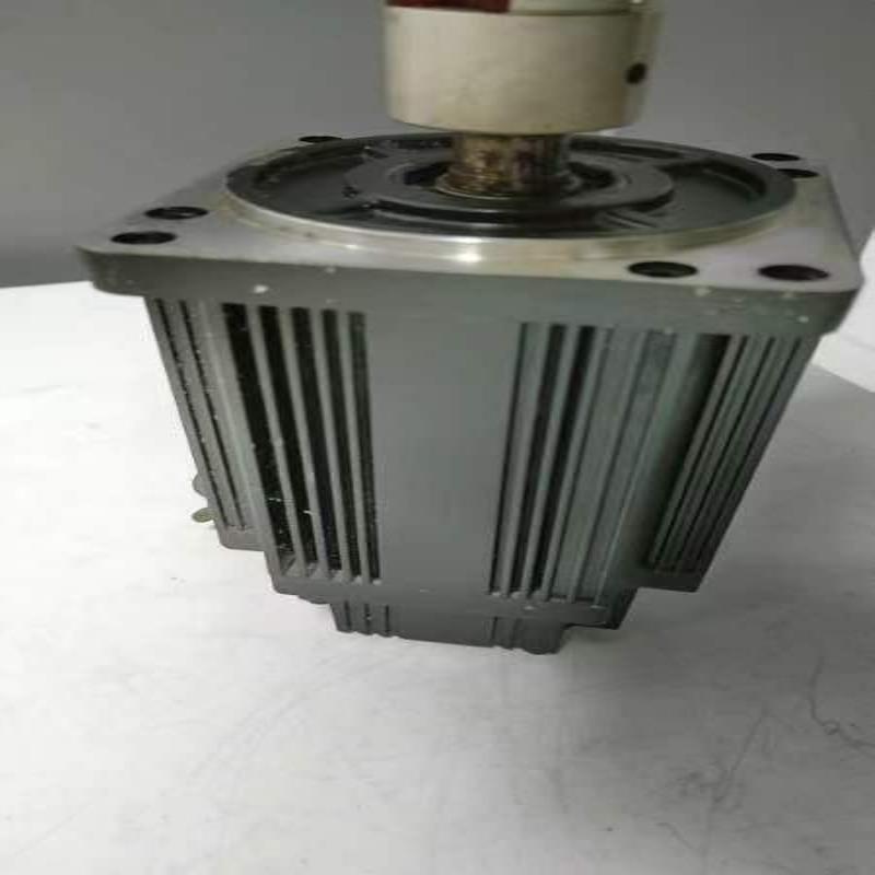 广州数控交流伺服电机：110SJT-M040D（A），成色如