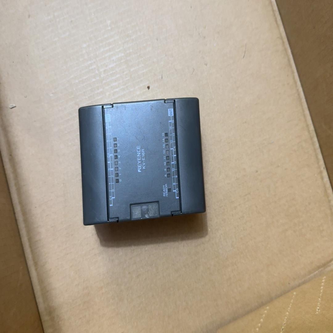 KEYENCE控制器KV-E16R 共1个 300