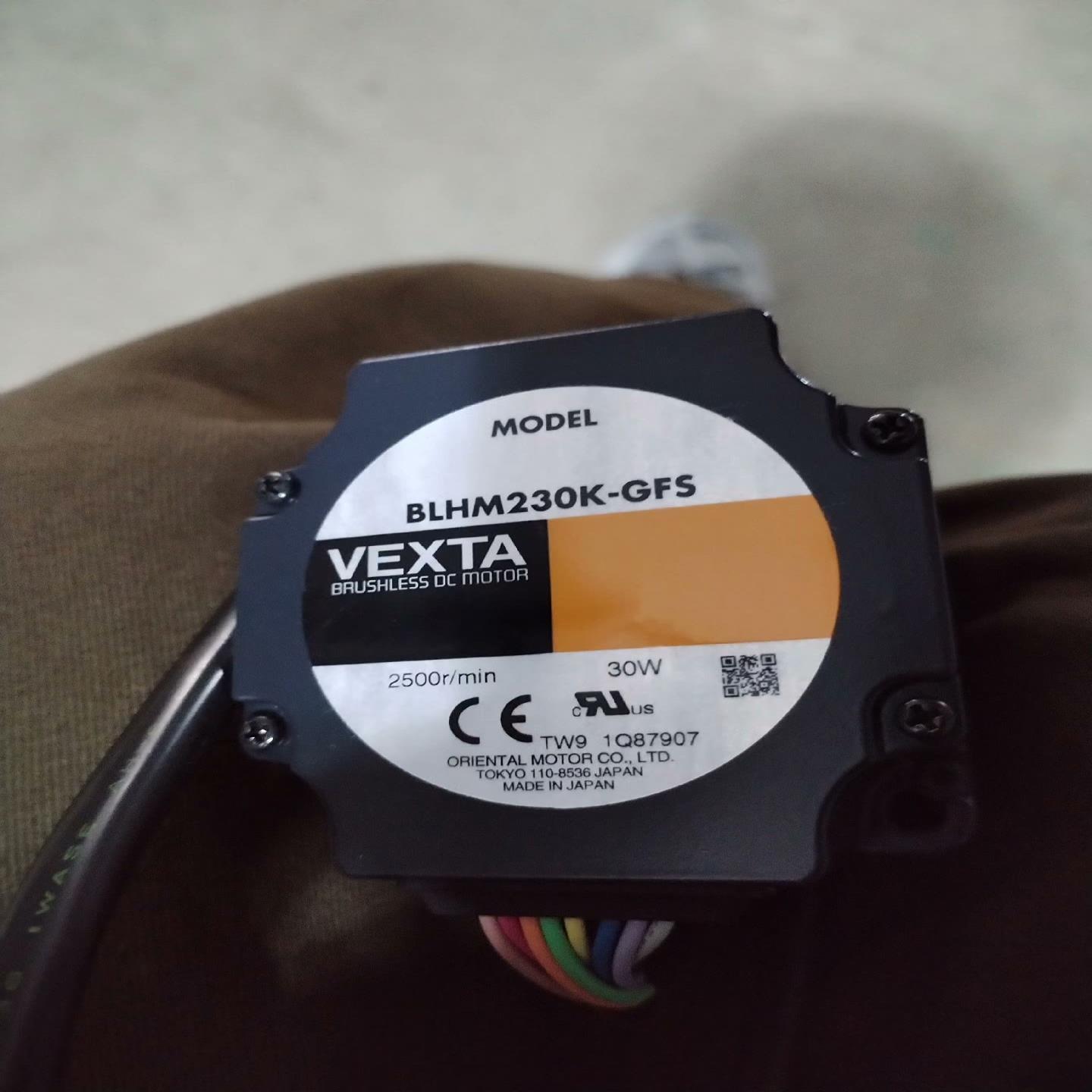 东方马达AXHM230K-GF5减速机GFS2G100，全新