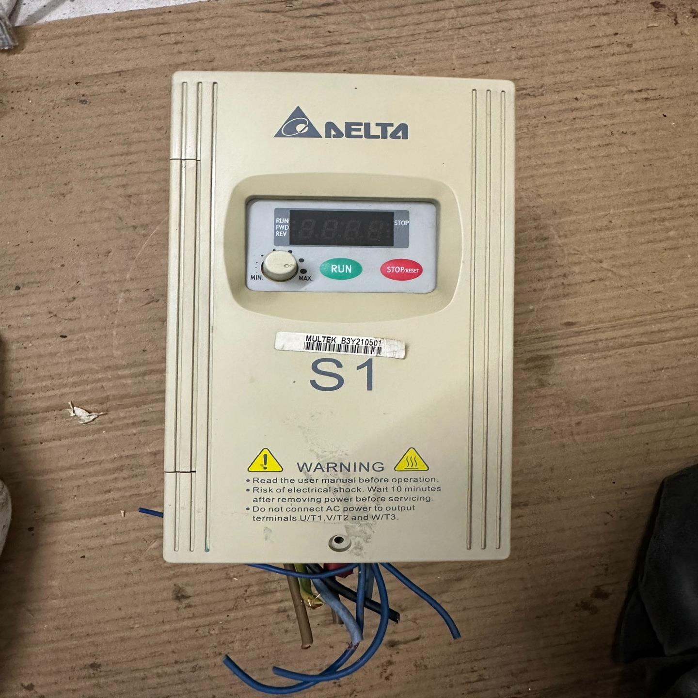 （设备配件）台达变频器VFD022S43D   2.2KW   220V