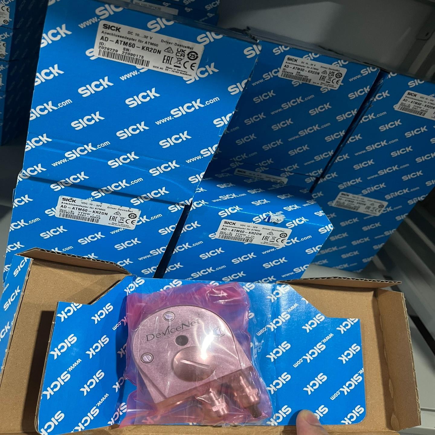 现货AD-ATM60-KR2DN  2029229全新原装正