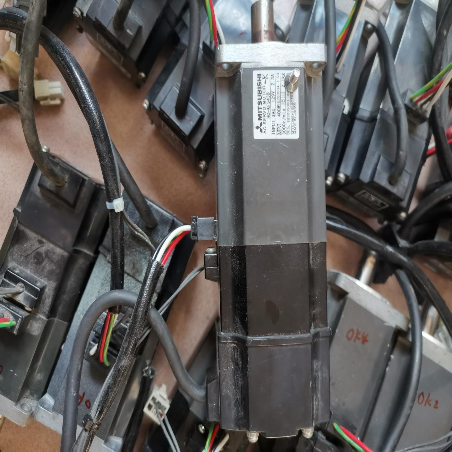 HC-KFS43B带刹车HC-KFS23B抱闸mR-J2S系