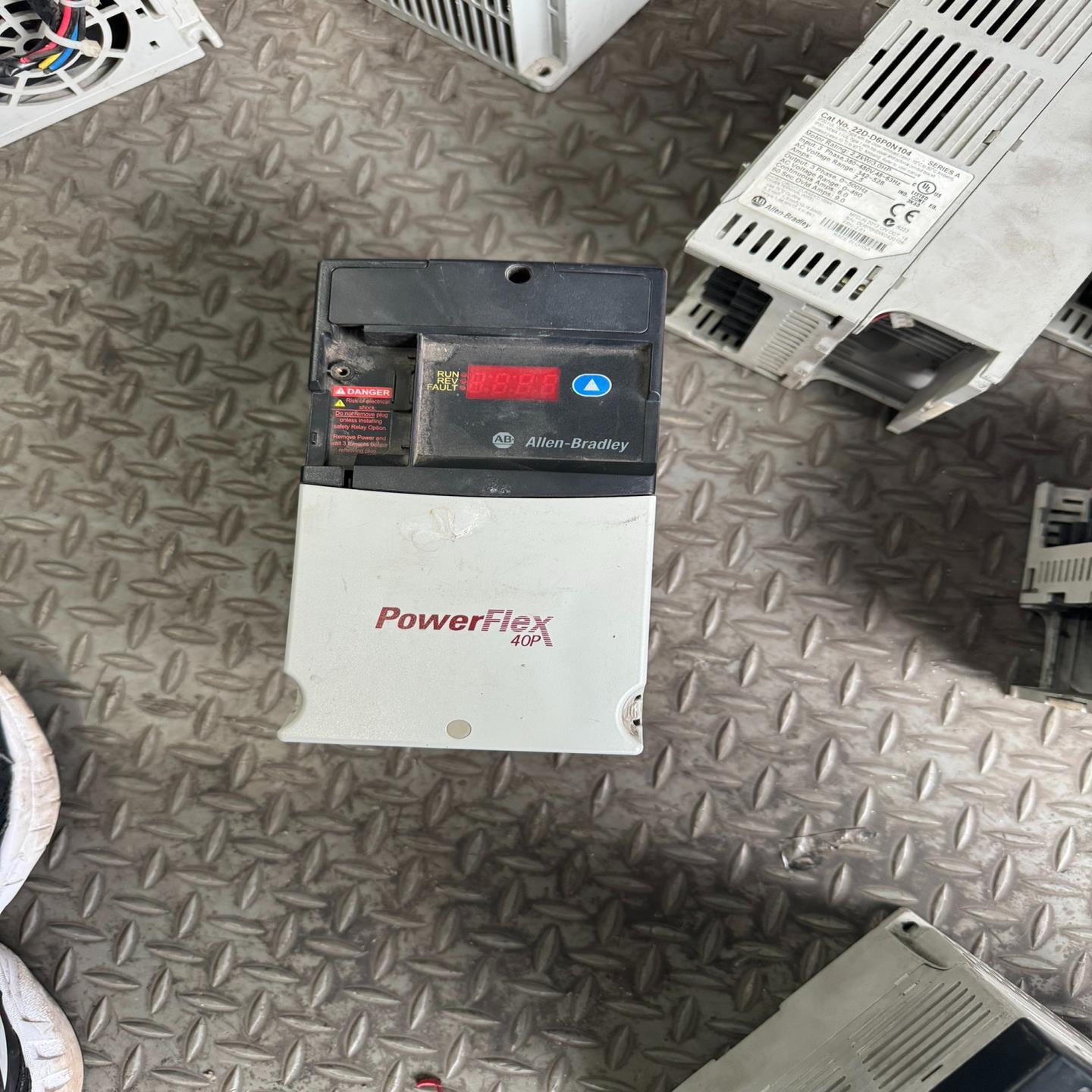 （设备配件）DD1P4N1041800，包好22-，付顺丰到，一台