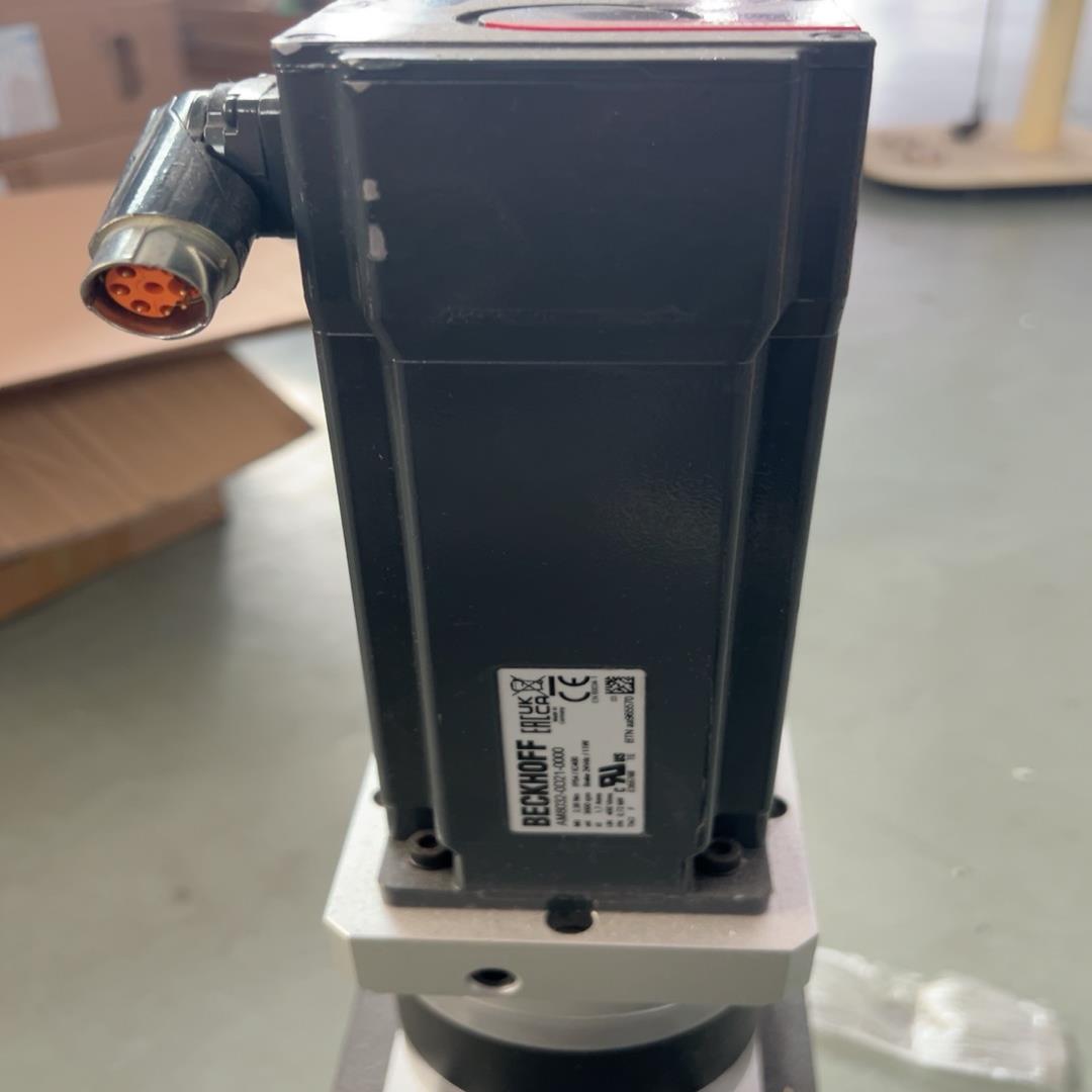 [德峰]BECKHOFF倍福电机AM8032-0D21-0000、带