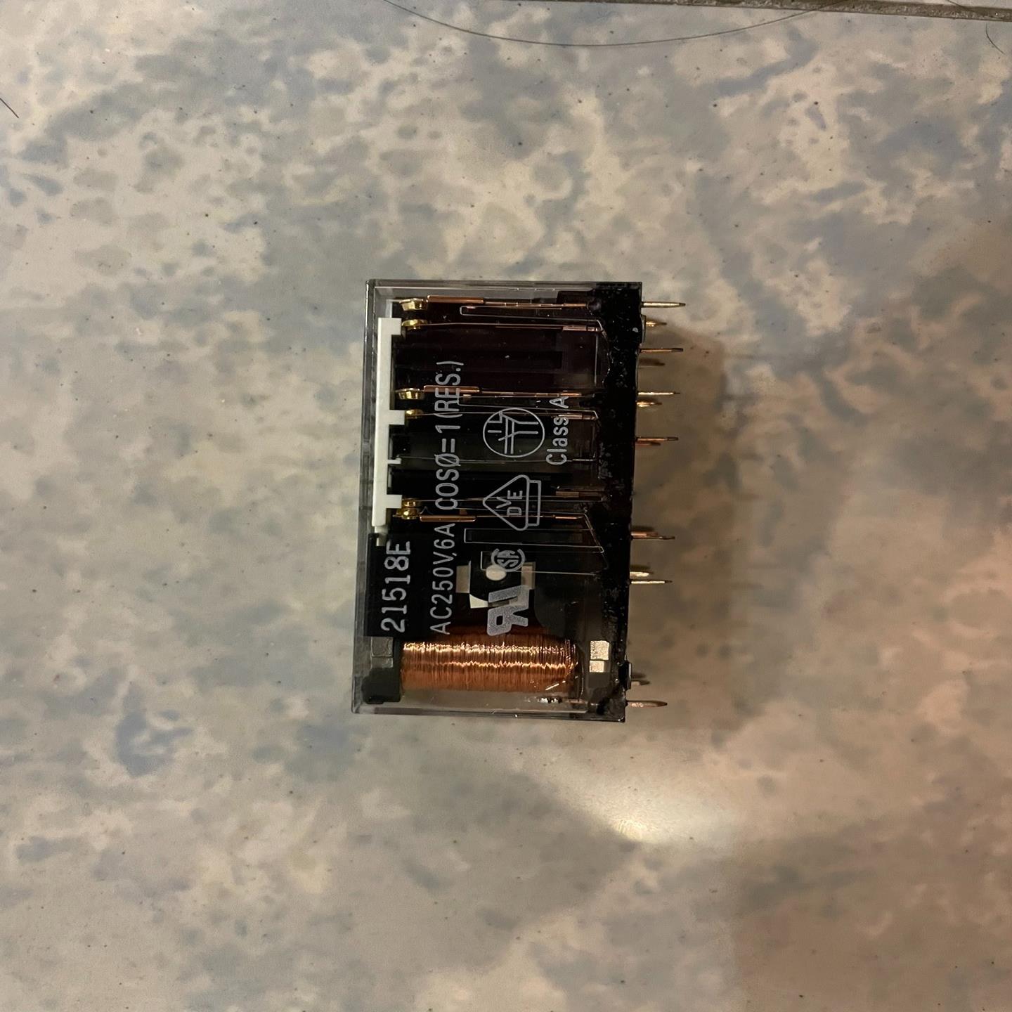 继电器G7SA-4A2B，DC24V，P7SA-14F