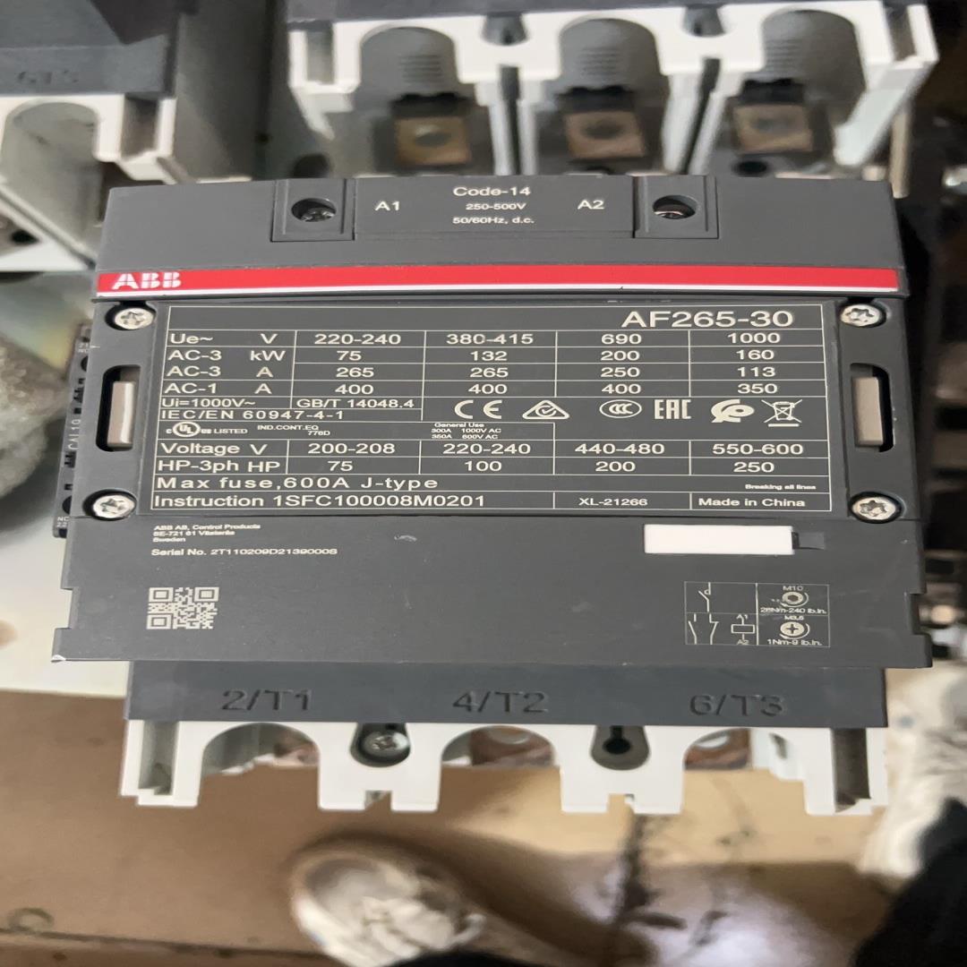 接触器AF265-30成色如图 新