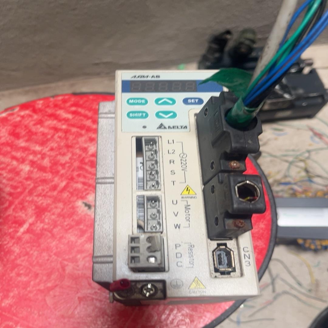 台达驱动器ASD-A0421-AB400w原装功