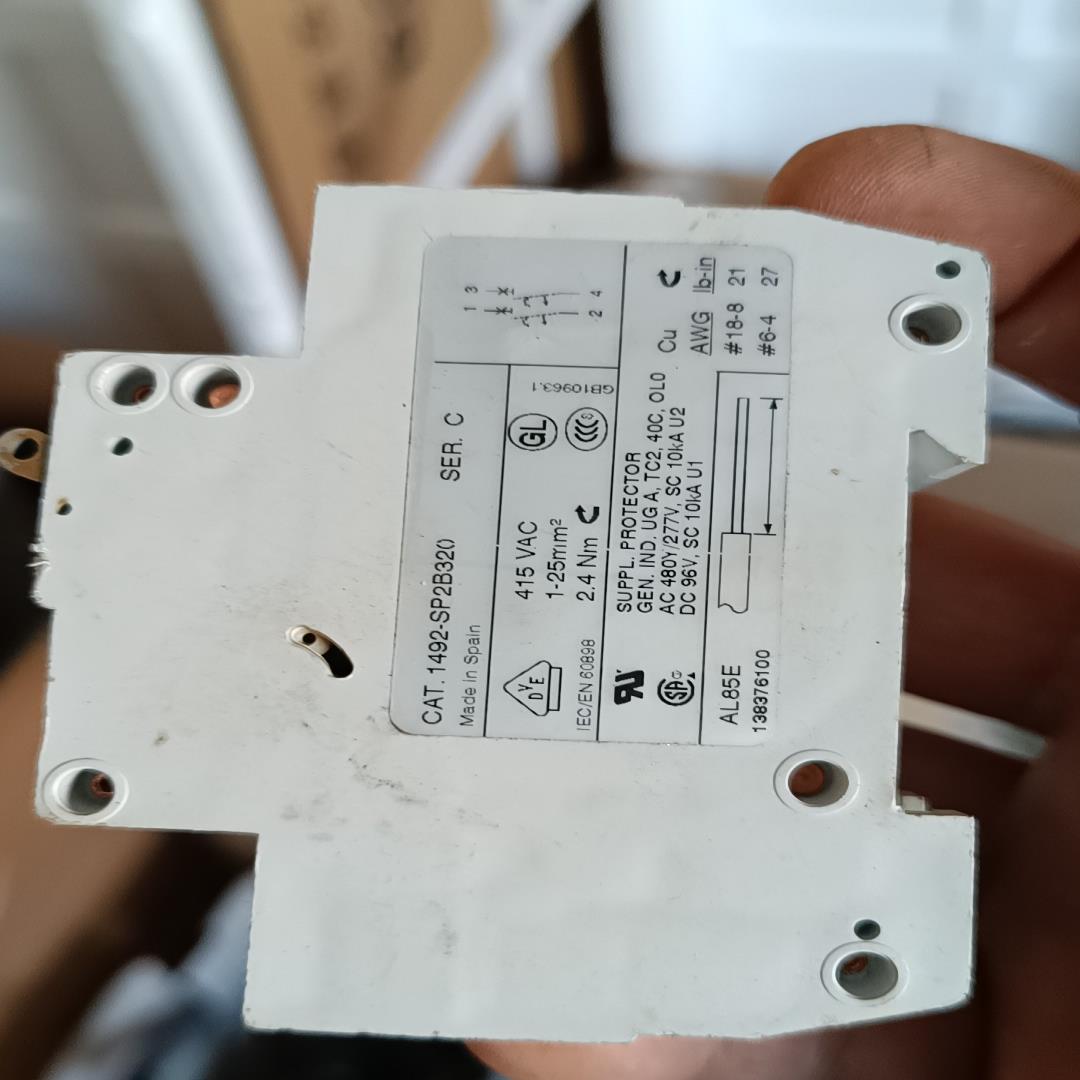 Allen Bradley 断路器 1492-sp2b320