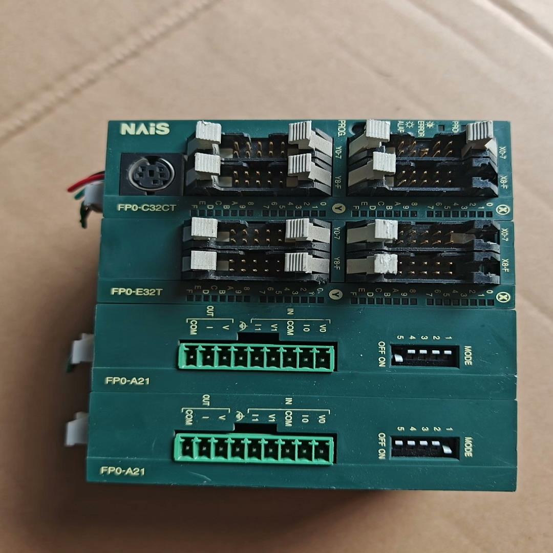 现货晶体管式FP0-C32CT和模拟量FP0-E32TA