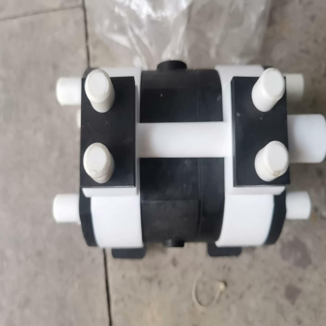 [德峰]yamada雅玛达隔膜泵YP-5TTD 实物图