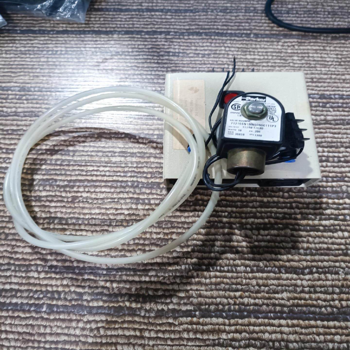 {雅致机械商行}Parker派克阀 71215SN1MN00N0C111P3