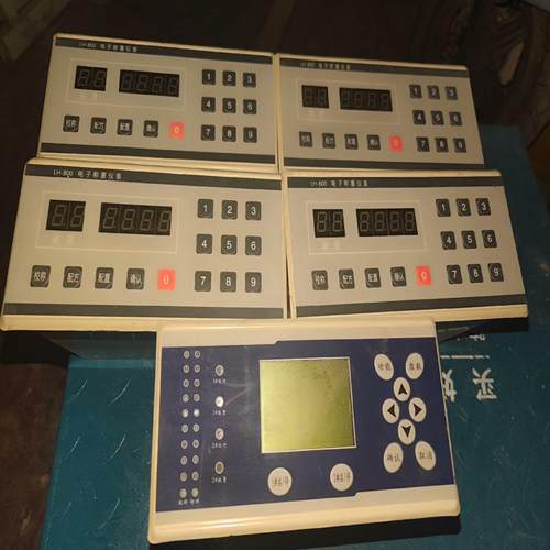 （设备配件）电子秤功能,如图，成色完好泥土混