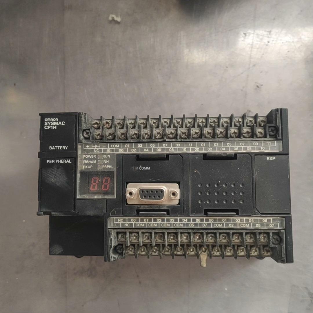 PLC CP1H-X40DT-D  实物 成色如图(崽崽配件）