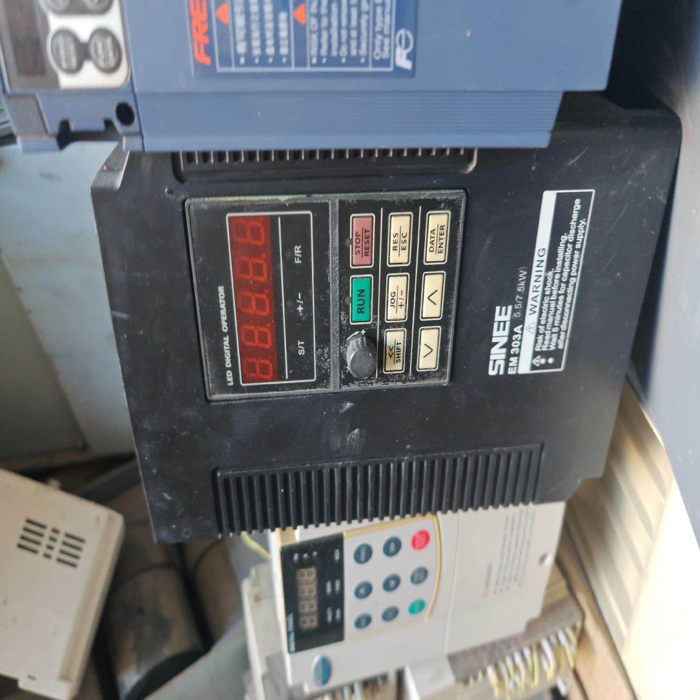 （设备配件）5.5正弦em303A一台kwkw一台功率有有变频器7.5,3C数码配件,其它配件,淘宝优惠券,粉丝福利购,淘宝优惠卷