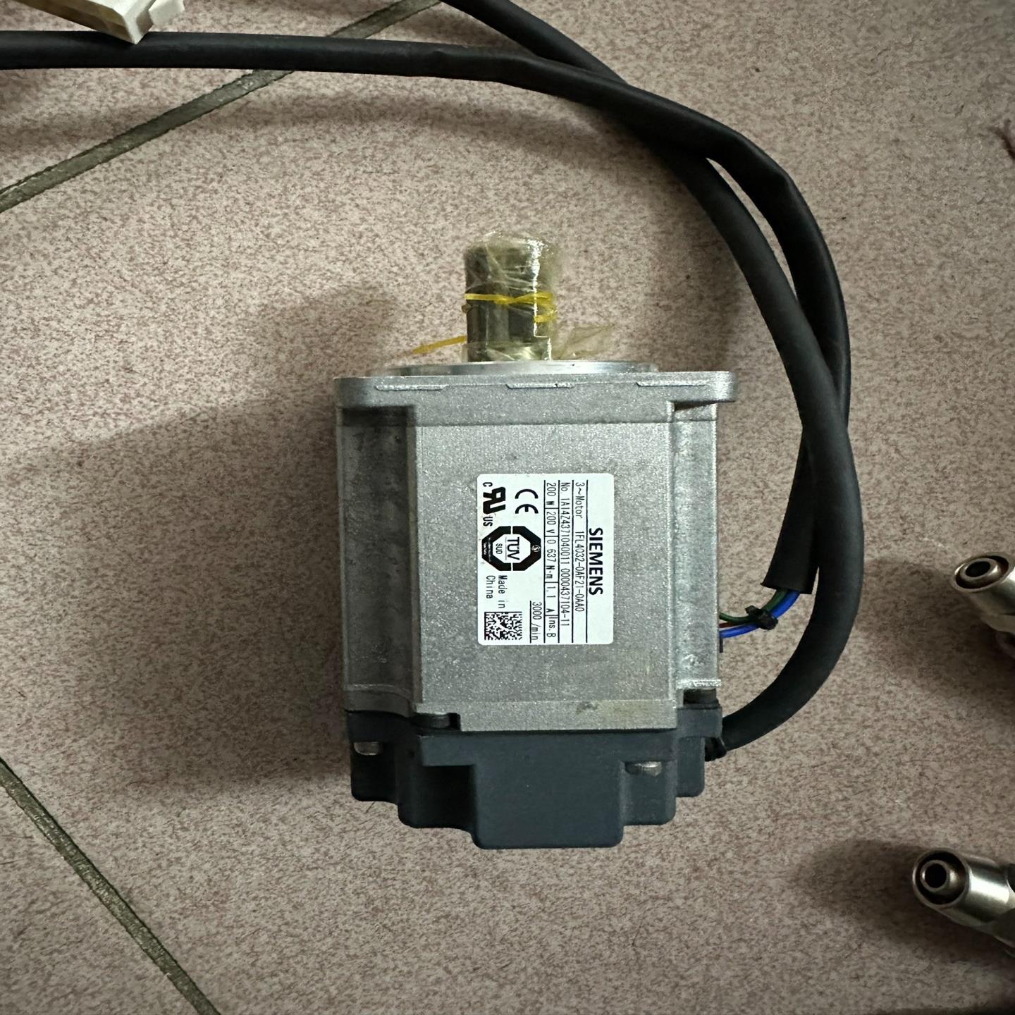 （设备配件）6SL3210-5CB11-1AA0+1FL4032-0AF