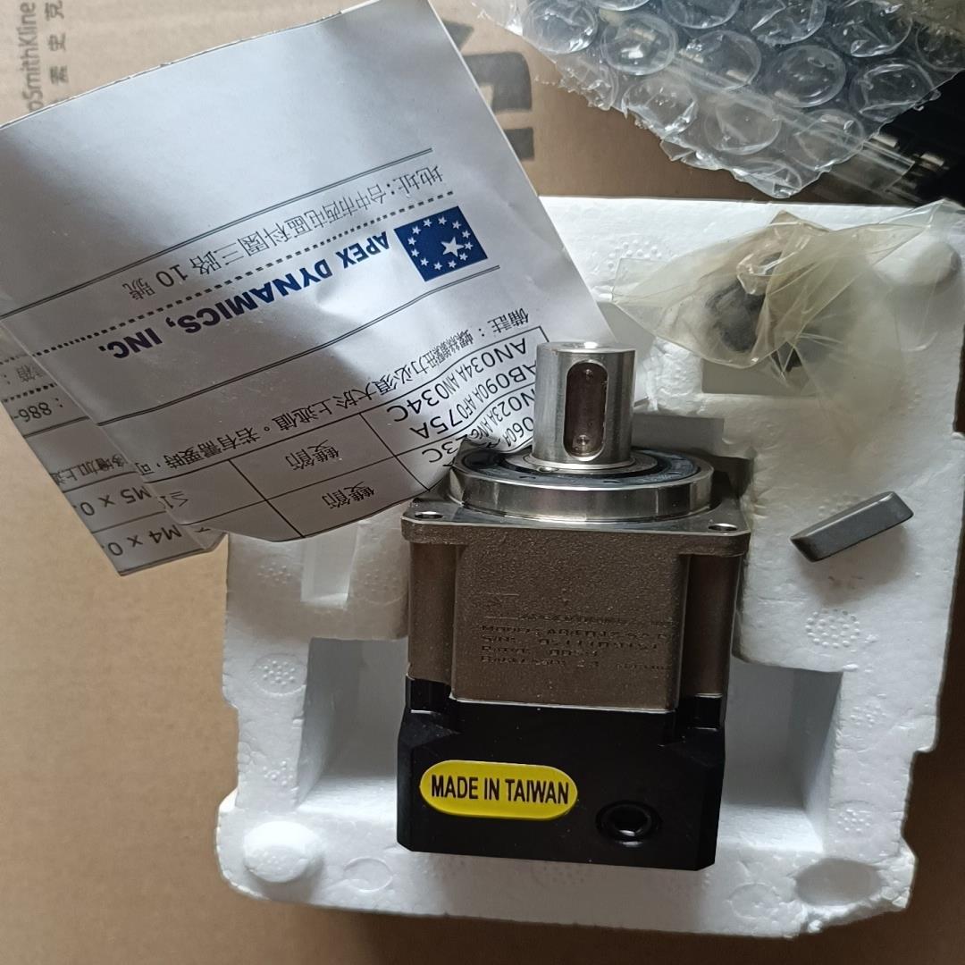 （设备配件）台湾APEⅩ减速机 AB042-005-S2-P2(安川SG