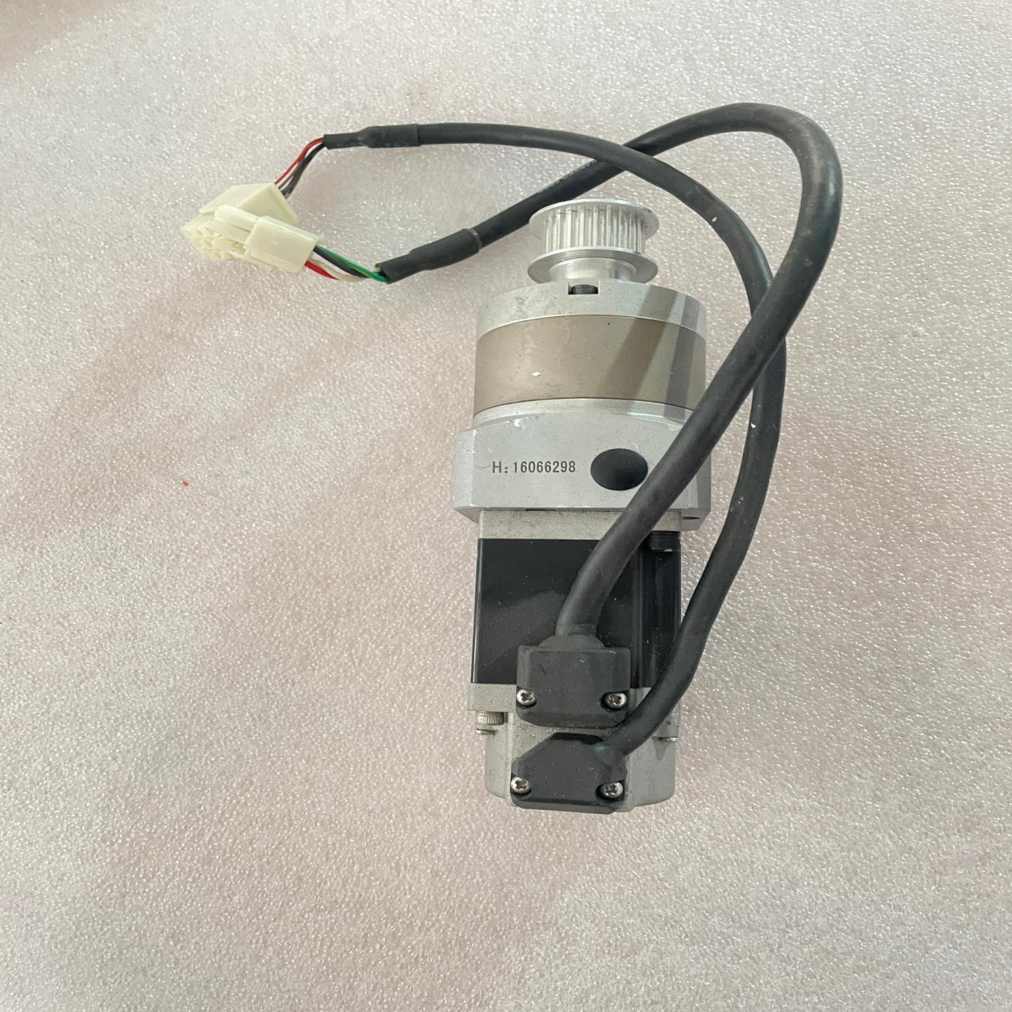 (设备配件)W100伺服电机带减速机多摩川TS4603N2185E200