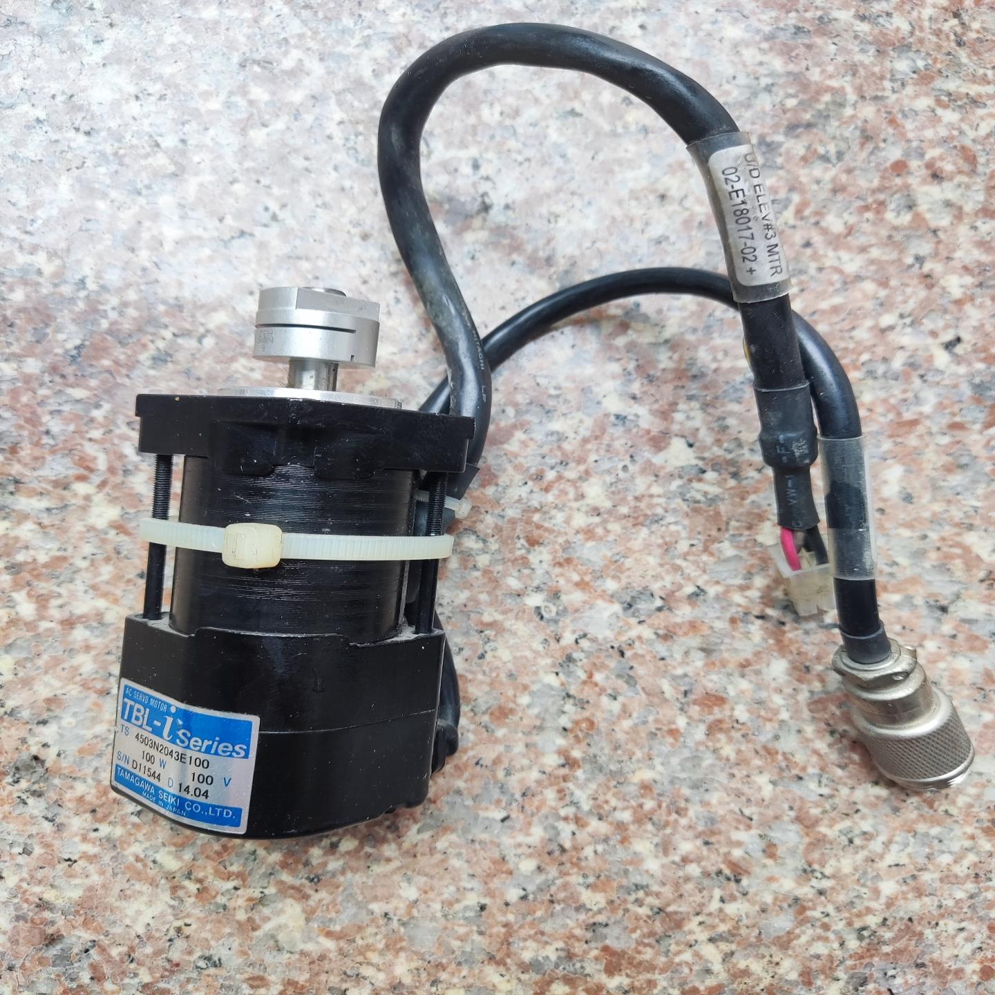 [德峰] 伺服电机川V100多摩 TS4603N1673E62010