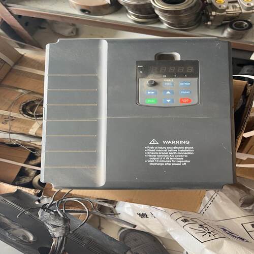 全罗辰变频器，11kw/15kw，拆机功能完好，成色如图