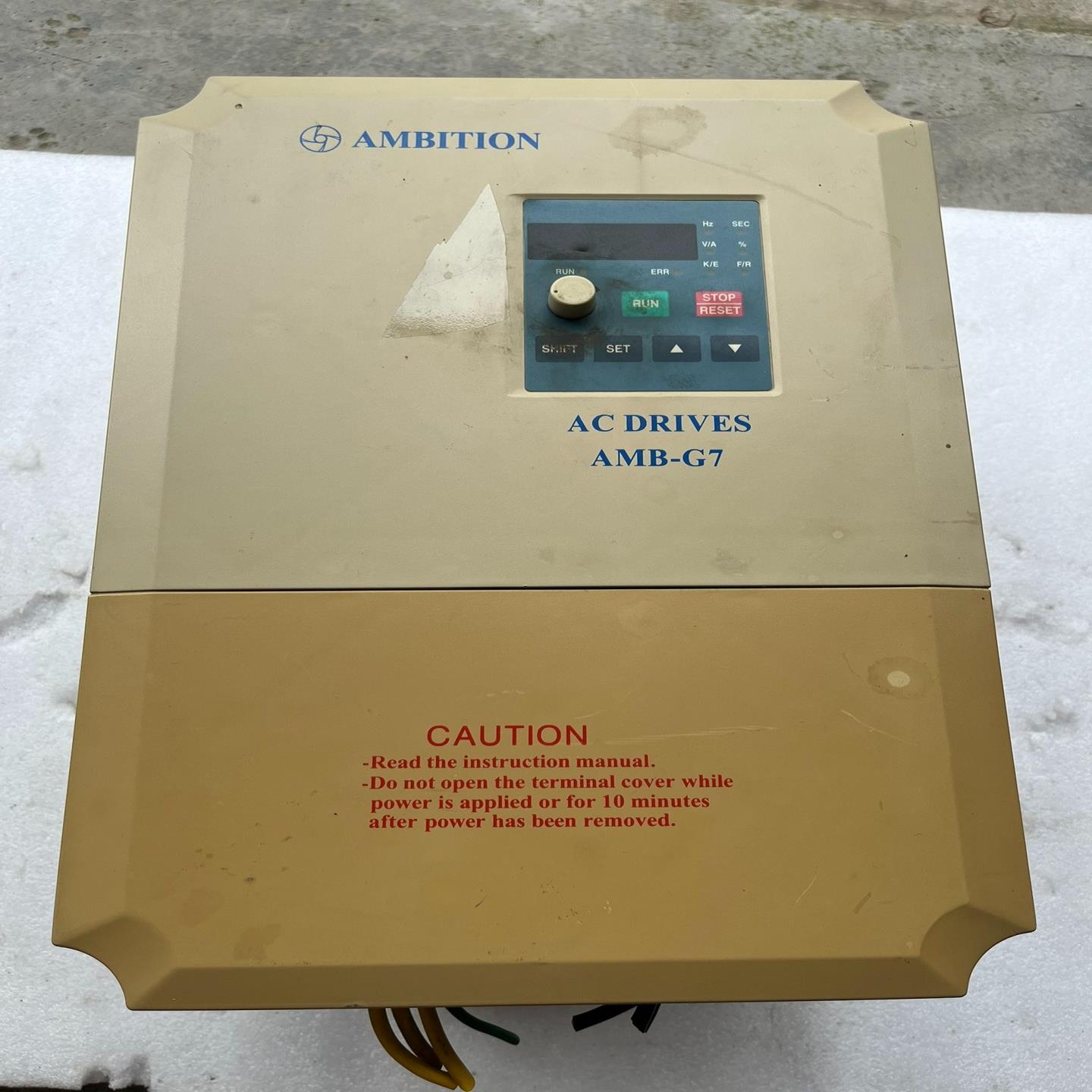 安邦信变频器，AMB-G7-011T3，11KW，如图所示，