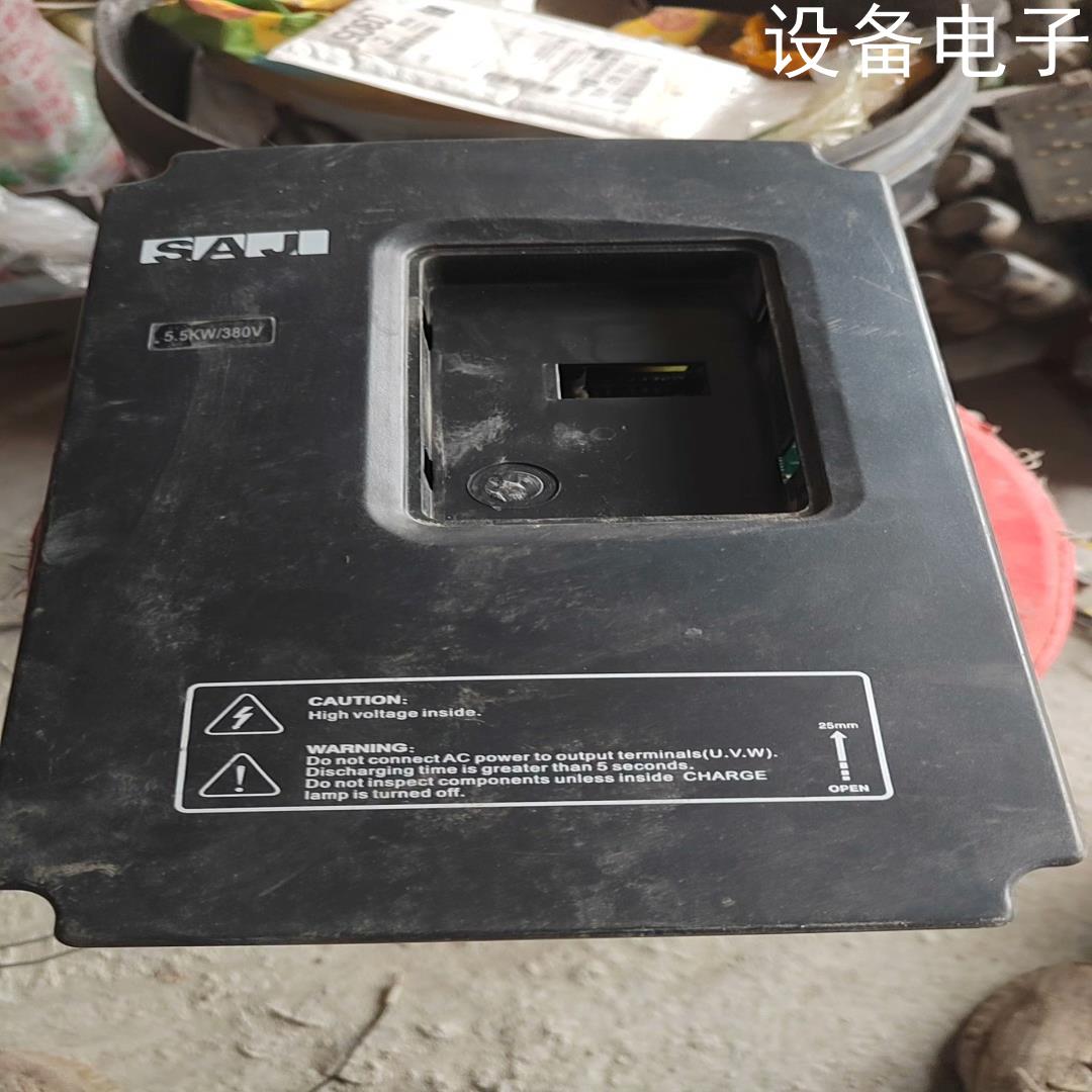 (设备配件）三晶变频器5.5KW  8100-4T5R5PB，恒压供水专