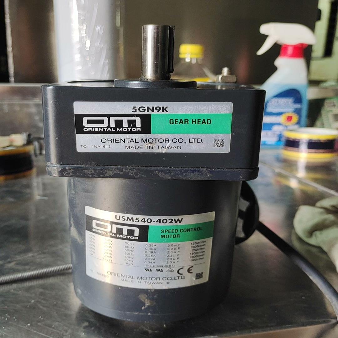 东方马达USM540-402W，减速机5GN9K