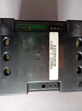 瓦特隆固态继电器：DC10-40P0-0000。