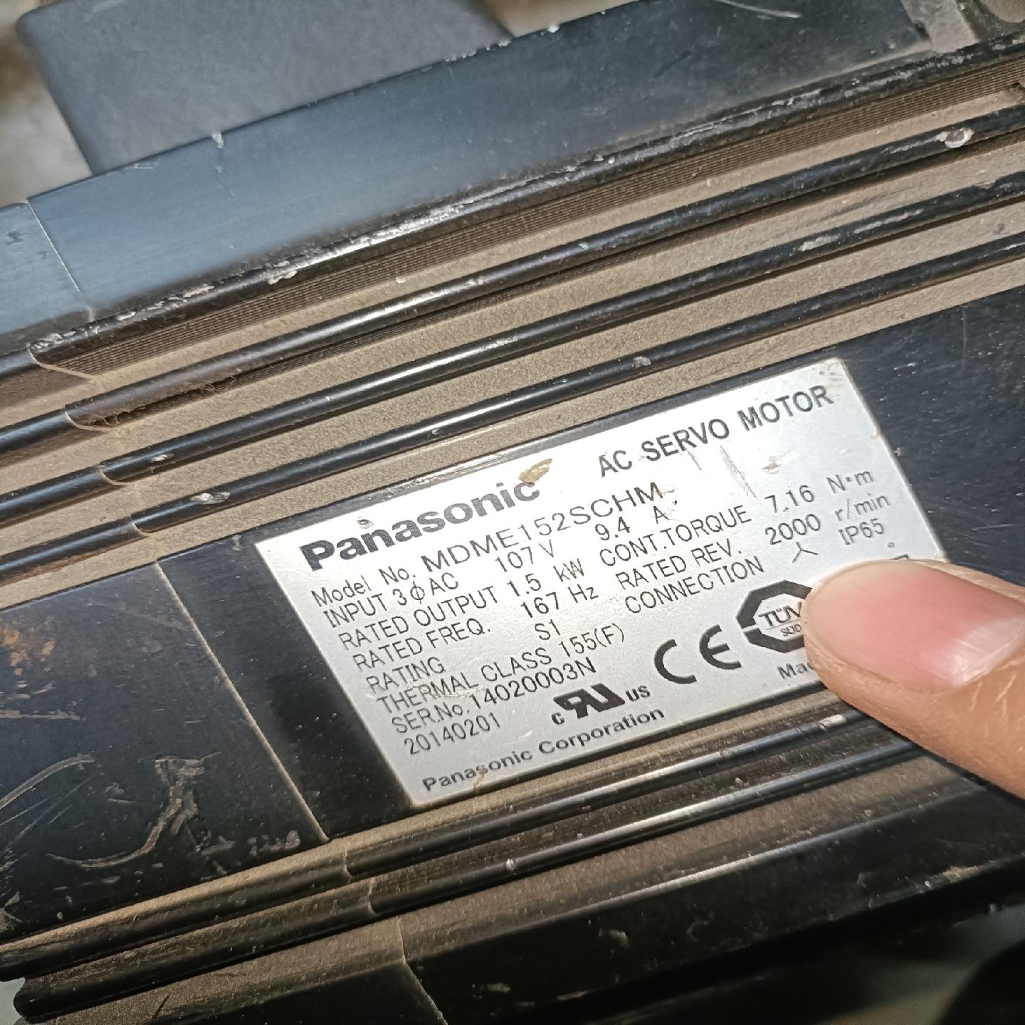 电机MDME152SCHM货  ，