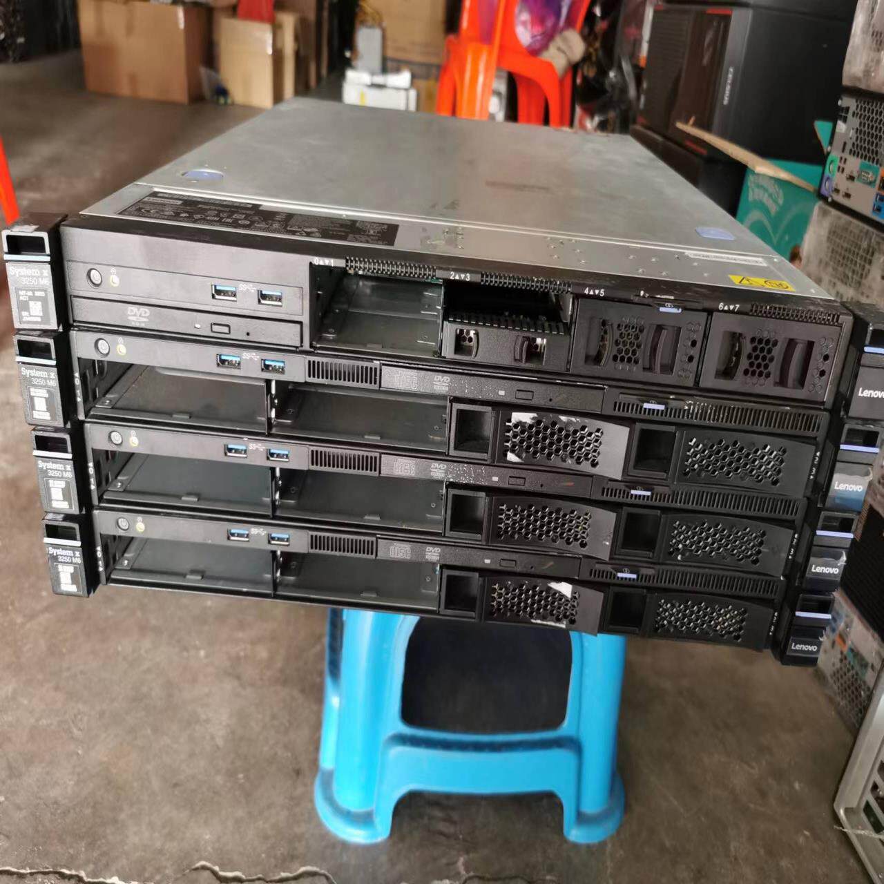 IBM X3250M6服务器5台 4台冷电 大盘位  1台热