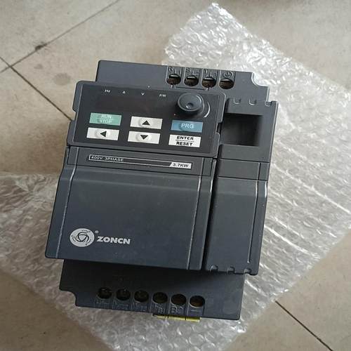 拆机众辰变频器    Z2400-3R7G/5R5P，3.7