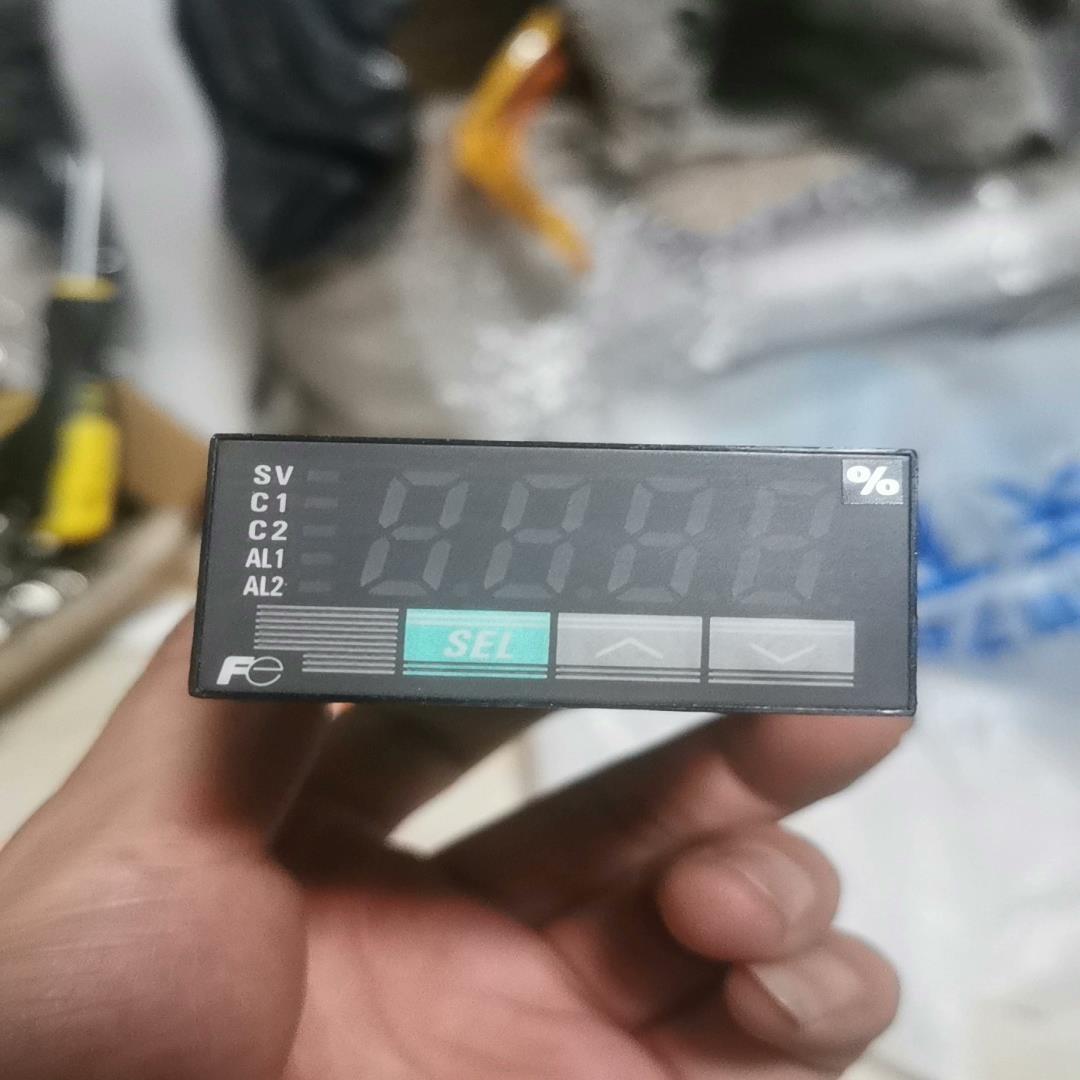 (设备配件)V000温控表-PXR3BAY1议价1