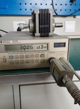 [德峰]功率计HP437B一套8481B，18G带衰减器功能完好，频