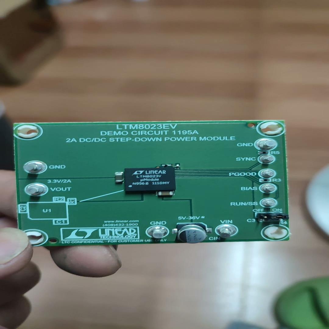 [德峰]的要开发联系评估LTM8023EV板，