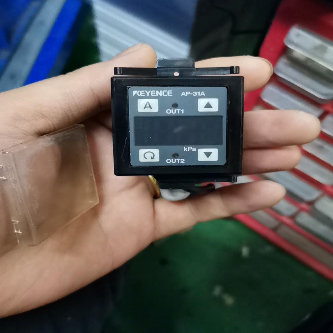 KEYENCE基恩士AP-31A数字显示压力传感器