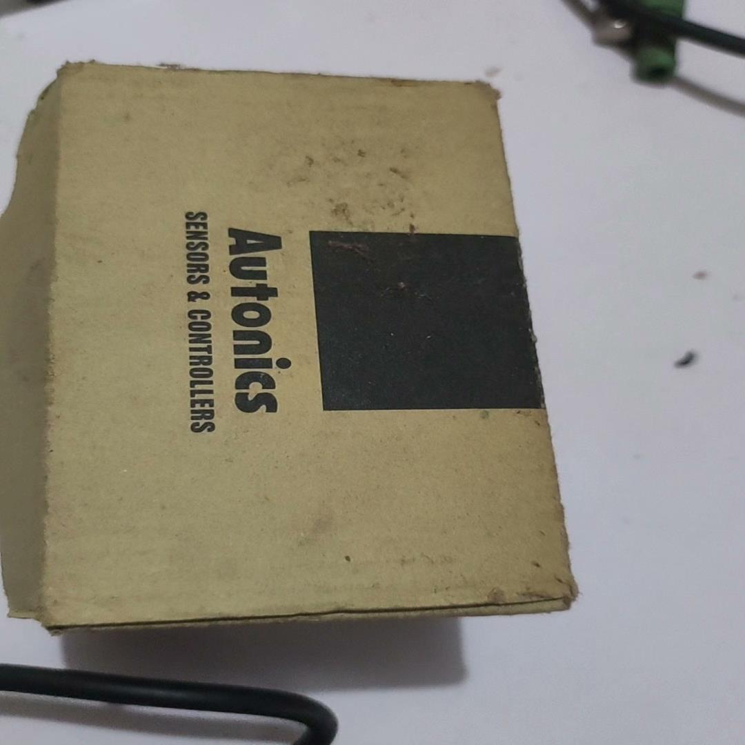 原装正品奥托尼克斯接近开关，现货，有意者私聊。。PR30-1